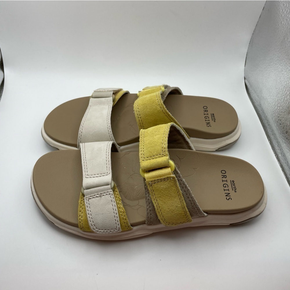 Earth Origins Vesper suede double strap sandals size 5
